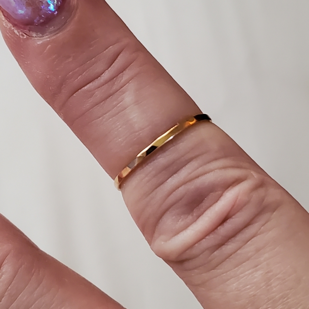 Catbird 14k solid rose gold faceted midi ring, Size 6.5